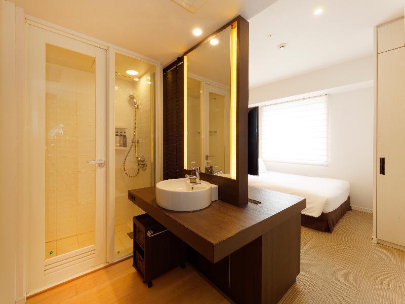 Keihan Yotsuya โรงแรม 3*